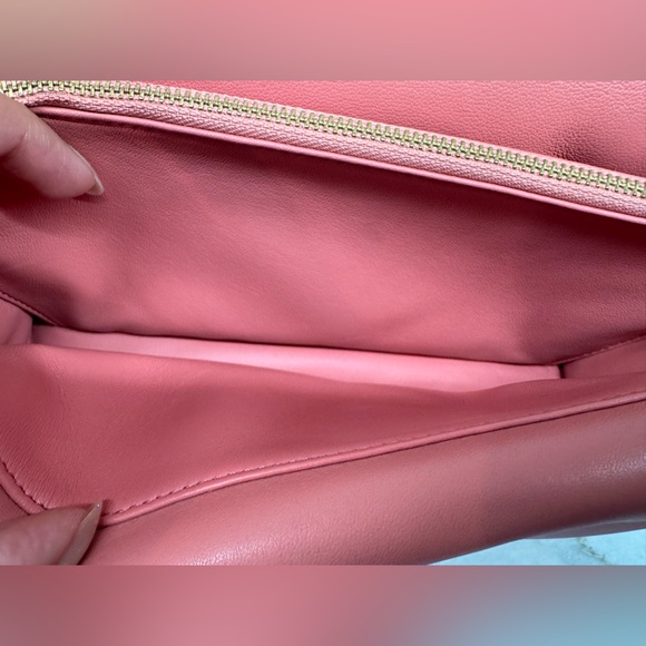 Coach Tabby Shoulder Bag - Picture 7 of 9